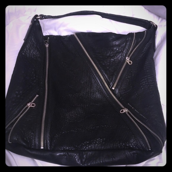 Marc Jacobs Handbags - Gorgeous Marc Jacobs bag